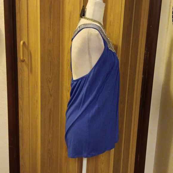 C.OLIVER BLUE SEQUENCE TOP - Picture 4 of 5